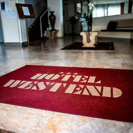 West End Hotel