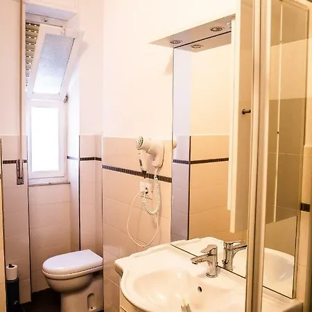 West End アラッシオ