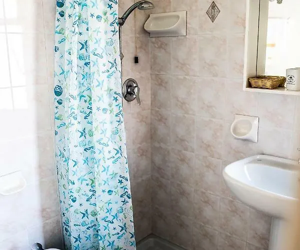 West End Отель 3*