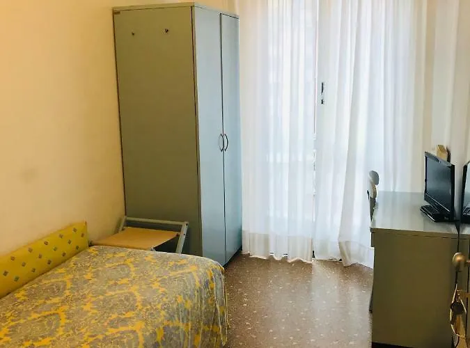 מלון West End אלסיו